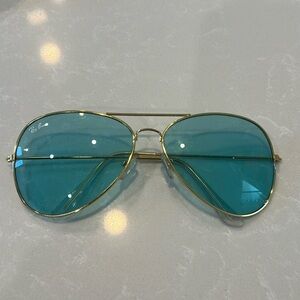 Blue Ray Bans